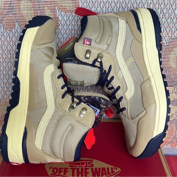 NEW Vans Ultrarange Exo Hi MTE-2 Shoe - Waterproof - Women’s Size 9 - Picture 7 of 11